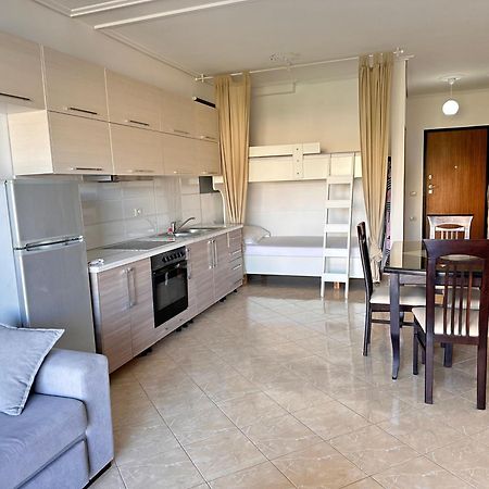 Sail Ocean View Apartments Sarandë エクステリア 写真
