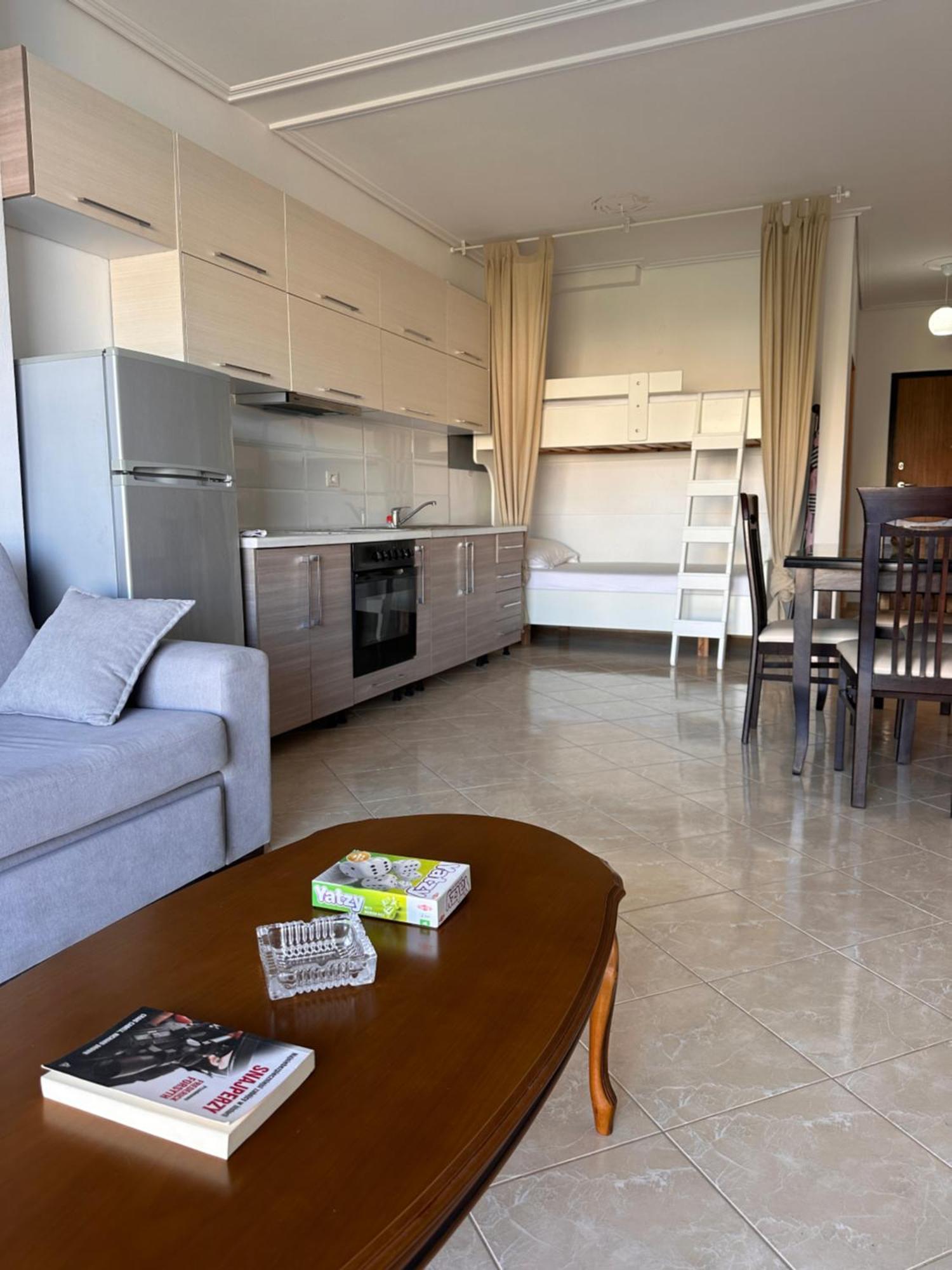 Sail Ocean View Apartments Sarandë エクステリア 写真