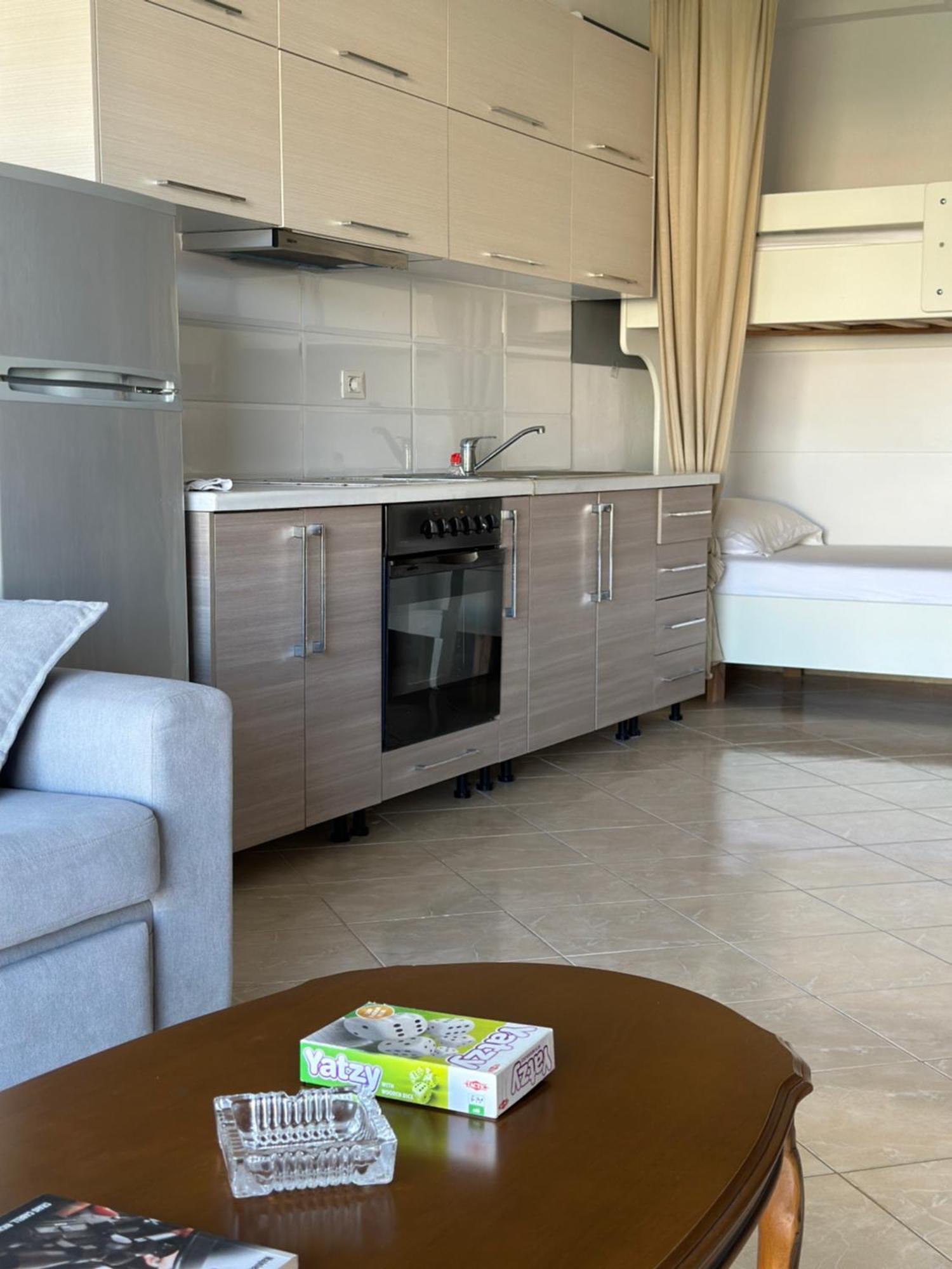 Sail Ocean View Apartments Sarandë エクステリア 写真
