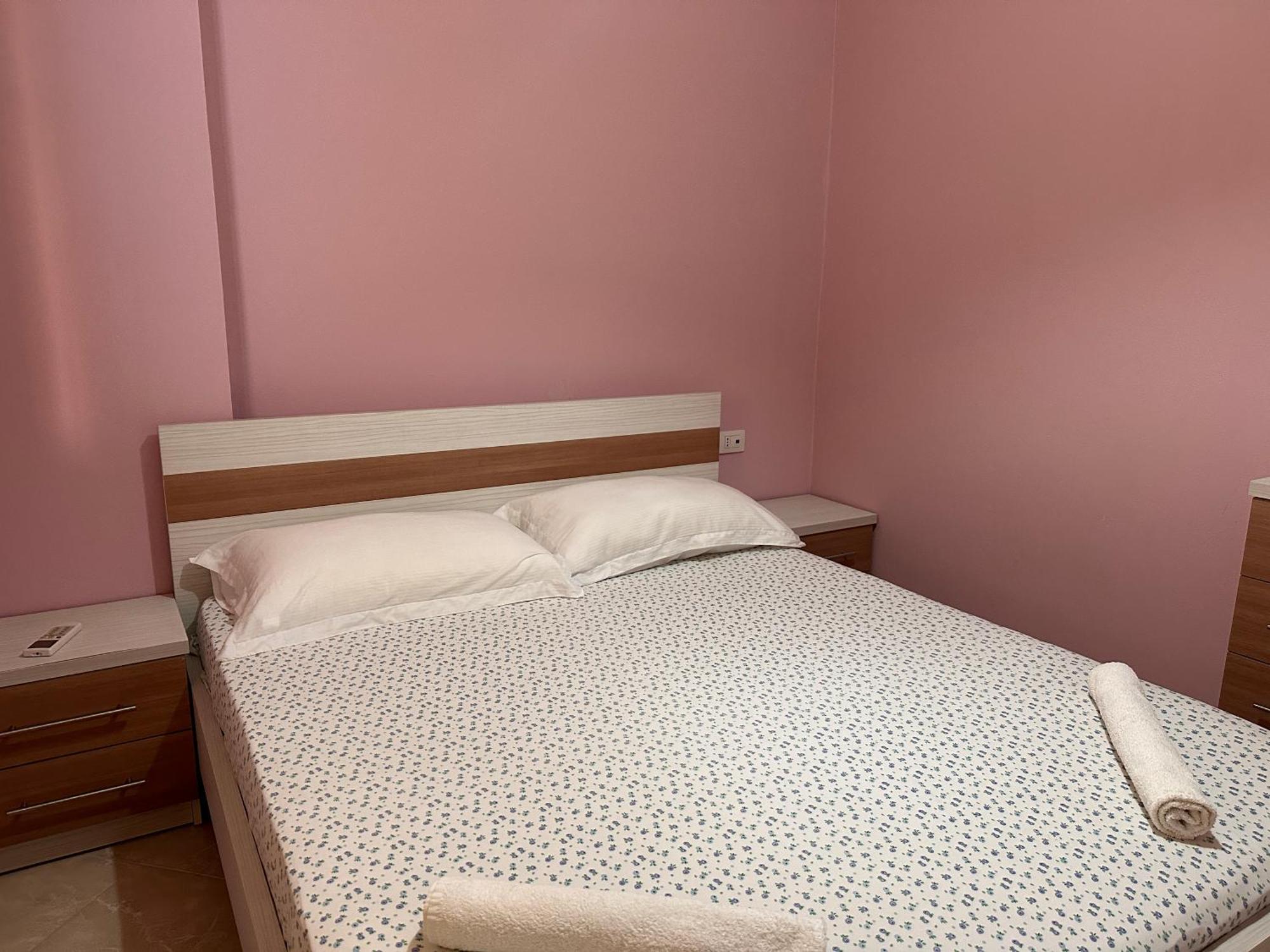Sail Ocean View Apartments Sarandë エクステリア 写真