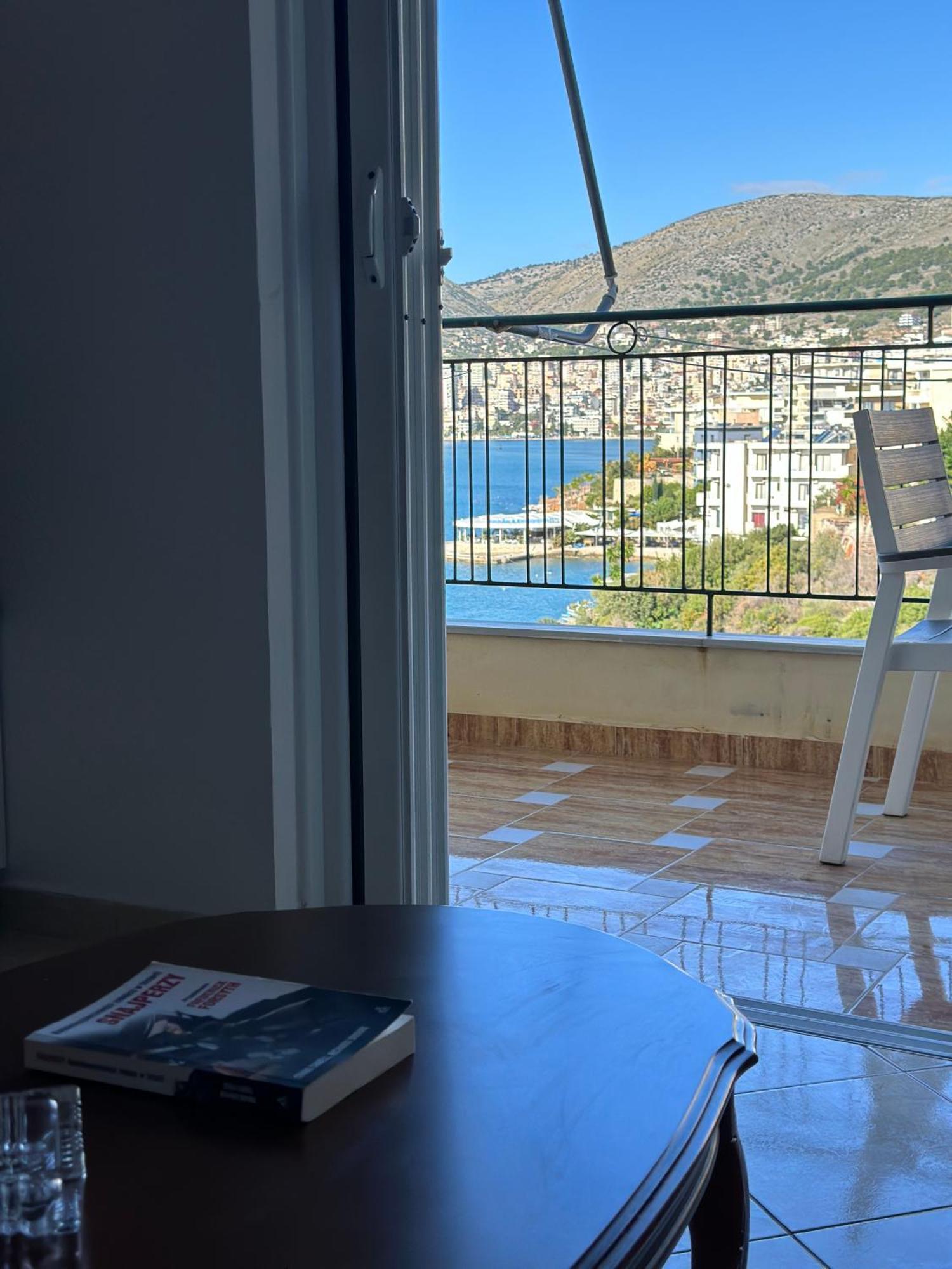 Sail Ocean View Apartments Sarandë エクステリア 写真
